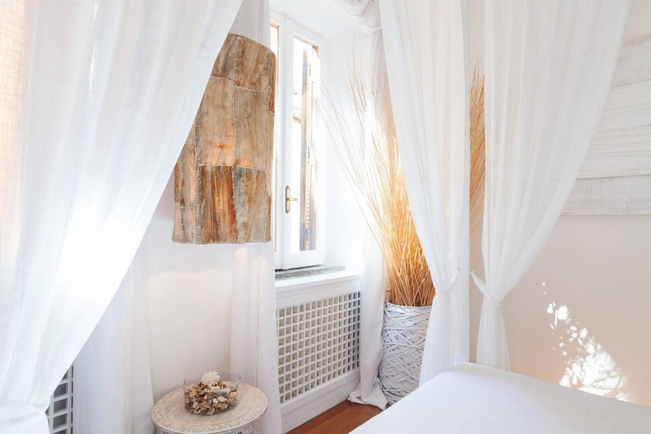 Navona Color Vicolo Delle Vacche Apartment Rome Exterior photo